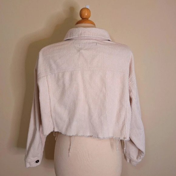Zara off white raw hem corduroy  oversized jean jacket SZ M - Picture 5 of 8